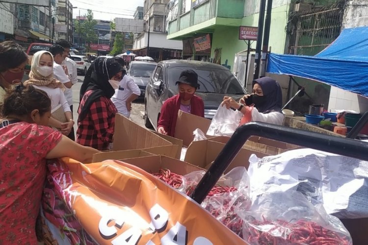 Harga Cabai Meroket, BUMD di Sumut Gelar Pasar Murah