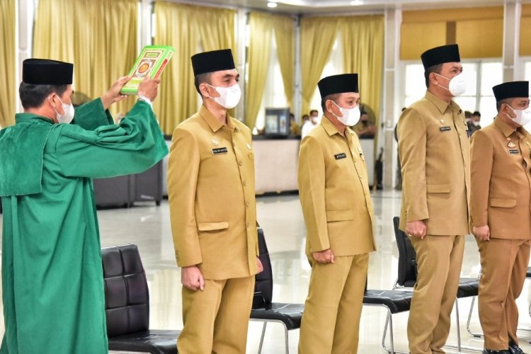 Kadisdik - Kadis PMP2TSP dan 9 Kepala OPD Pemprov Sumut Dilantik, Gubernur Edy: Jangan Bikin Malu Sumut