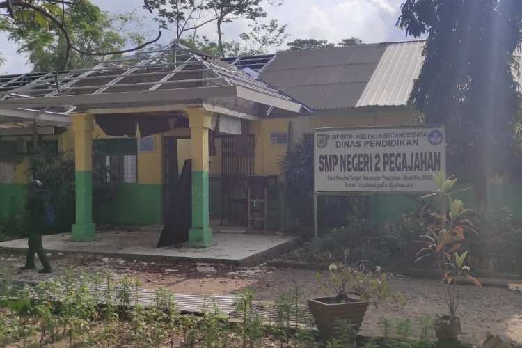 Rehab SMPN 2 Pegajahan yang Diduga Gunakan Bahan Bekas, Kepsek: Saya Tidak Tahu