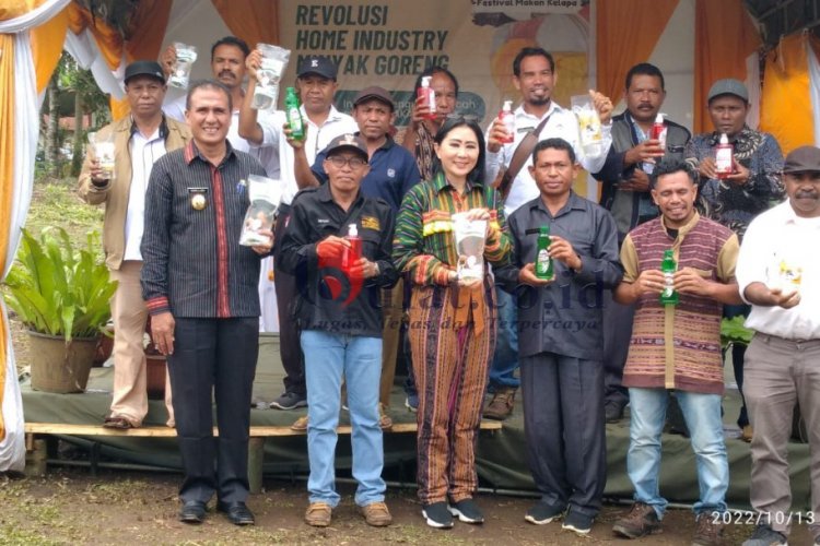 Adonara Tengah Flotim Berencana Beralih ke Minyak Goreng Kelapa