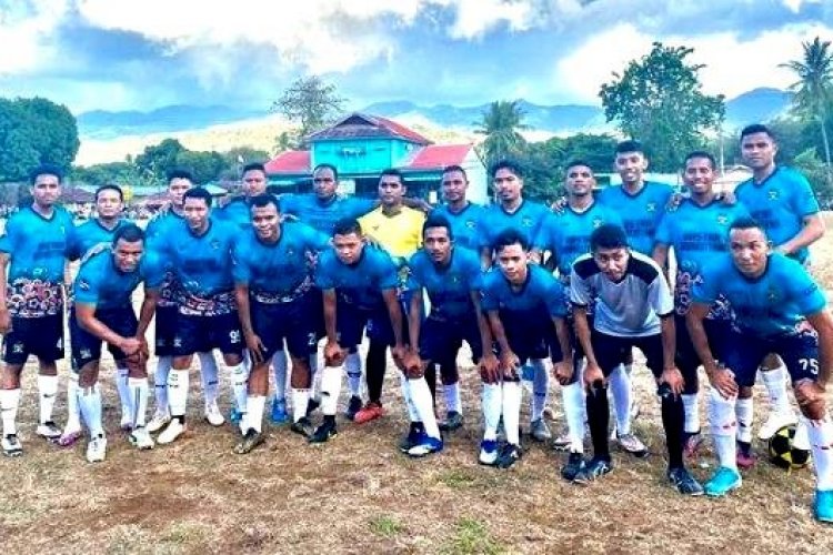 Rebut Piala Bintang Timur FC, Tim Garuda Polres Flotim Libas Tim Kampung Tengah 4-2