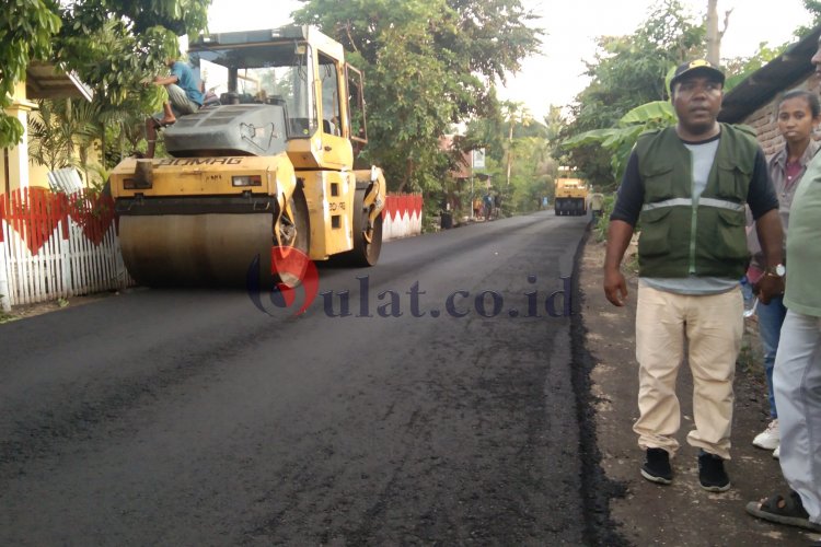 Sebanyak 10 Ruas Jalan dalam Kota Lewoleba Sudah di Hotmix