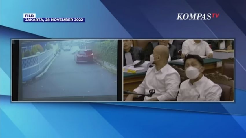 Lihat Rekaman CCTV Brigadir J Masih Hidup, Chuck Putranto Terkejut!