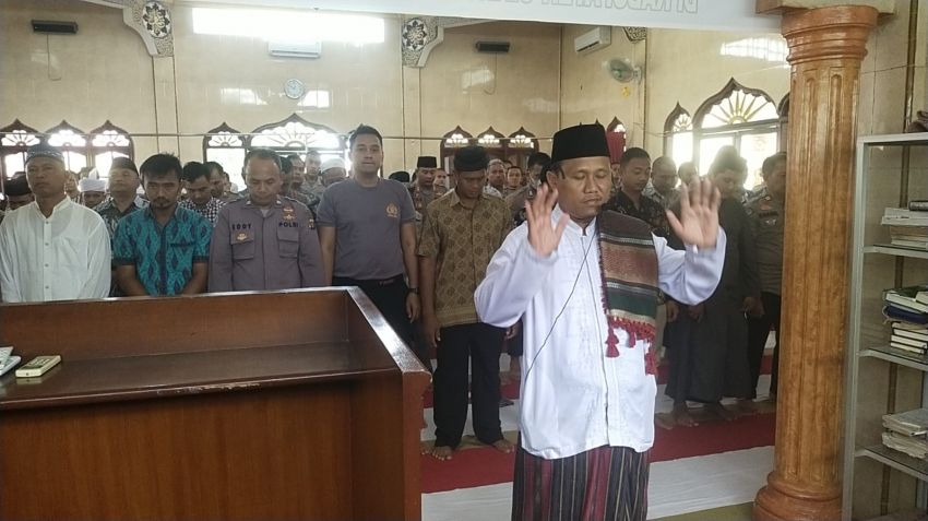 Ungkapan Duka untuk Korban Gempa Cianjur, Polresta Deli Serdang Laksanakan Salat Gaib