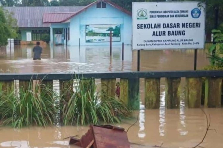 Banjir Aceh Tamiang Belum Surut, Beberapa Kecamatan Terisolir