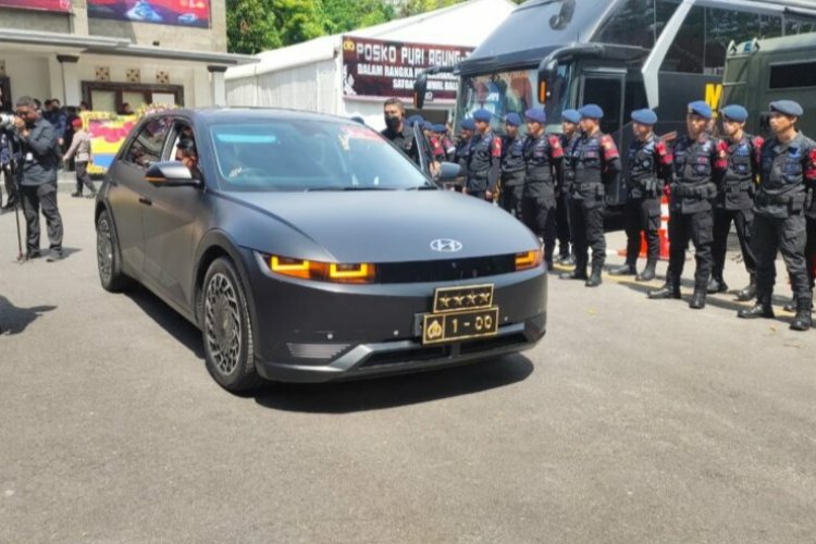 Kapolri Sudah Gunakan Randis Listrik di KTT G20