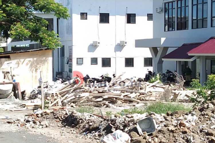 RSUD Lewoleba Penuh Sampah, Bupati: Rumah Sakit Itu Harus Bersih