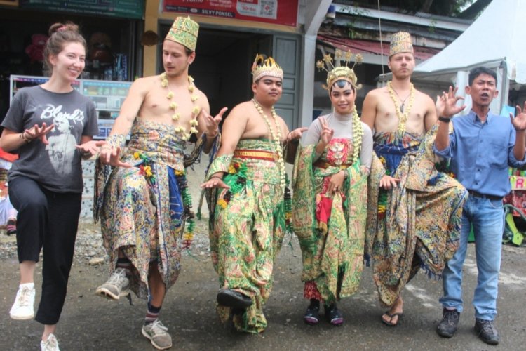 Peringati Musibah Banjir Bandang di Bukit Lawang, HPI Adakan Doa Bersama dan Pergelaran Budaya