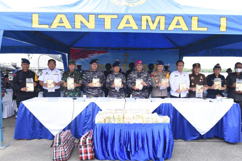 TNI AL Gagalkan Penyudupan 43 Kilo Sabu dari Thailand di Perairan Lhokseumawe