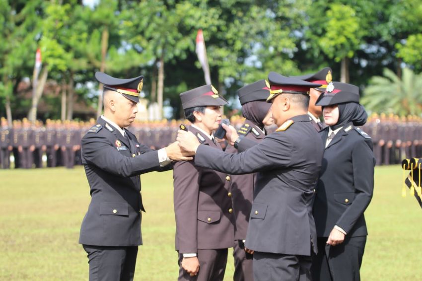 Lagi, Polri Lantik 1.254 Bintara Menjadi Perwira