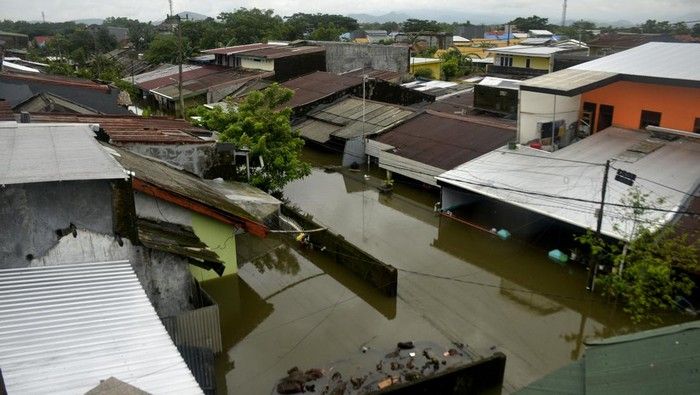 Ribuan Rumah di Makassar Terendam Banjir, Seratusan Pengungsi Mulai Terserang Penyakit