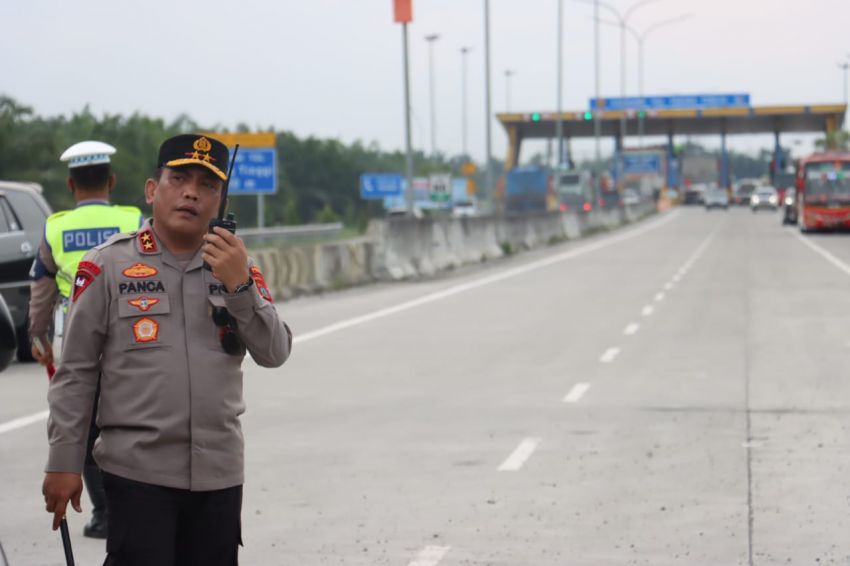 Antisipasi Lonjakan Pemudik Jelang Nataru, Kapolda Sumut Tinjau Jalur Tol Tebing Tinggi - Indrapura