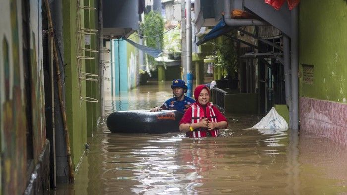 Jakarta Kebanjiran, Ratusan Warga dari 109 RT Mengungsi
