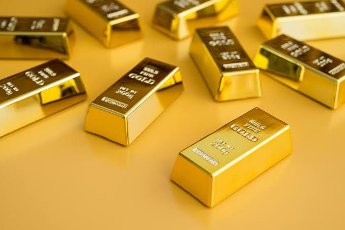 Harga Emas di Akhir Pekan Ambles