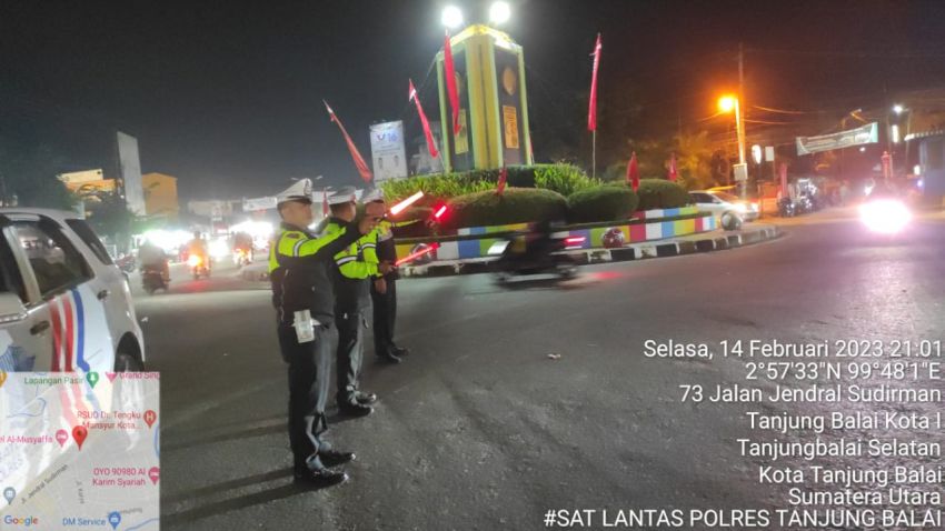 Jaga Kamtibmas, Polres Tanjung Balai Gelar Blue Light Patroli