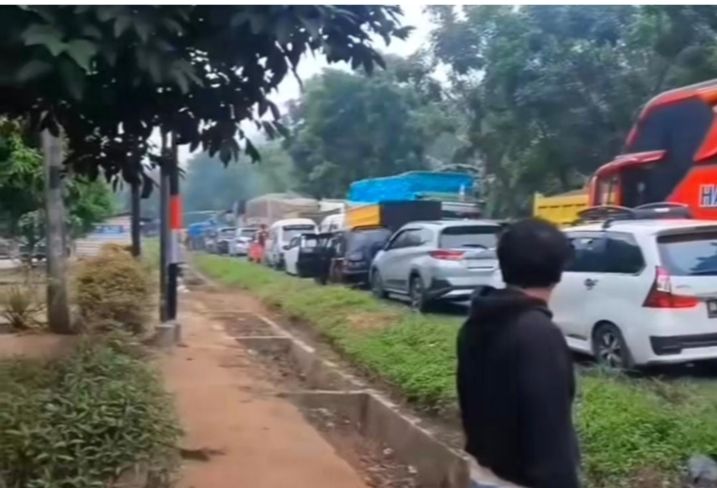 Macet Jalinsum Medan-Rantauprapat Hingga 10 KM