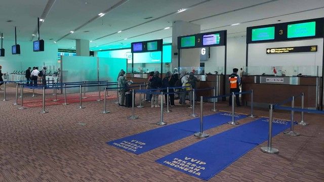 Peras PMI Ilegal, Tiga Polisi Gadungan Dibekuk di Bandara Soetta