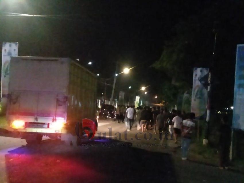 Bentrok di Kabupaten Madina Akibatkan Puluhan Korban Luka dan Rumah Rusak