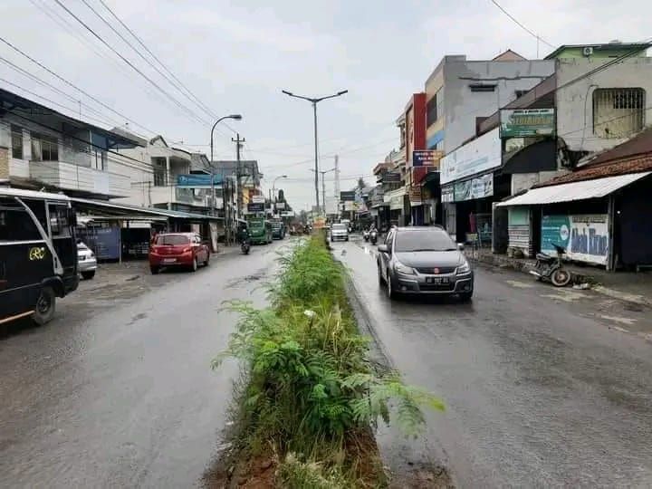 Kabid Lalulintas Dishub Pemalang Jelaskan Pembongkaran Pembatas Jalan di Comal