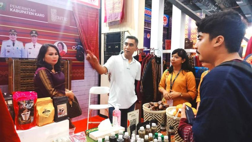 Wabup Karo Hadiri Pameran International Handicraft Trade Fair