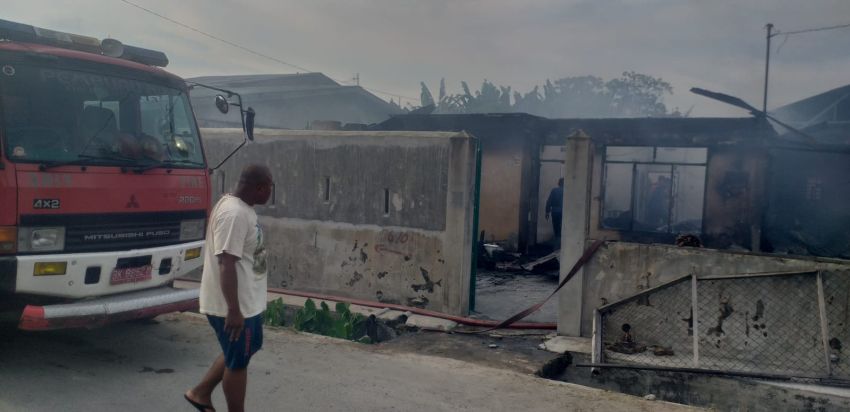 Korsleting Listrik, Dua Rumah Warga di Deli Serdang Terbakar