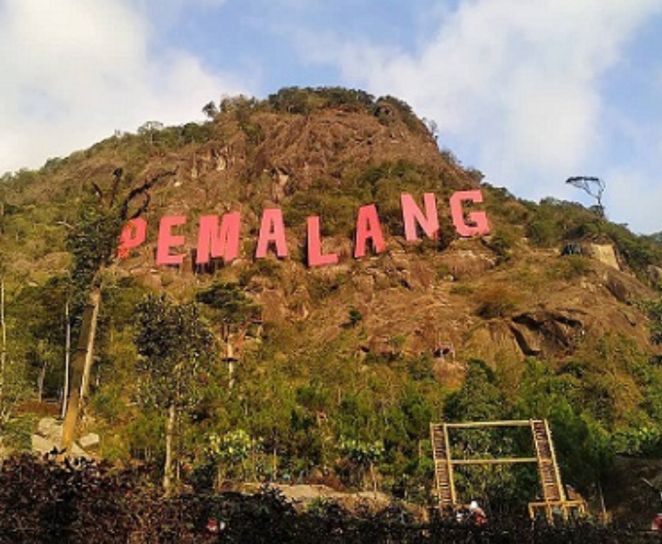 Misteri Bukit Mendelem, Simpan Sejarah Kabupaten Pemalang Ribuan Tahun Yang Lalu