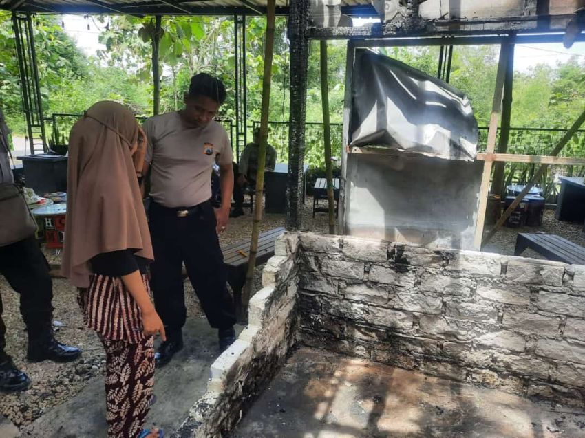 Ruko di Sumenep Terbakar, Sempat Ada Percikan Api Sebelum Peristiwa Terjadi