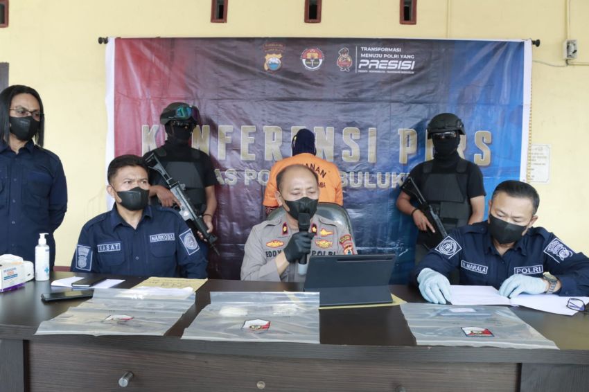 Satnarkoba Polres Bulukumba Amankan IRT yang Diduga Kurir Sabu Antar Negara