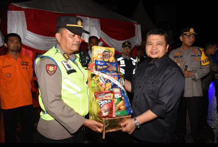 Bupati Bersama Forkopimda Plus Tapsel Tinjau Pospam - Posyan Mudik Lebaran 2023