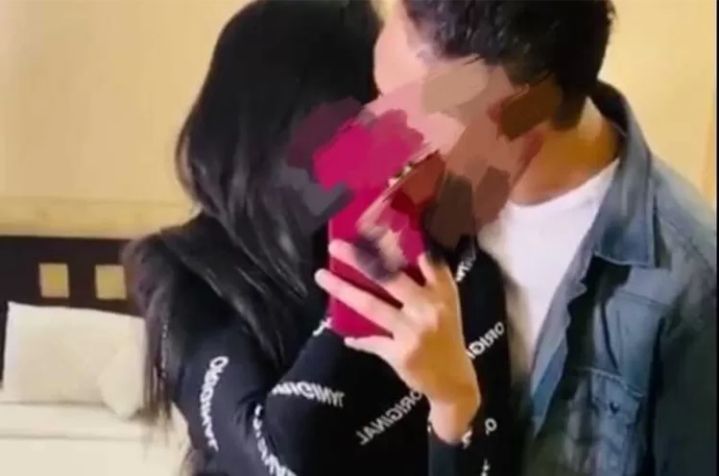 Diduga Seorang Selebgram Kota Kupang Pamer Ciuman, 'Sabda' Netizen Bertebaran