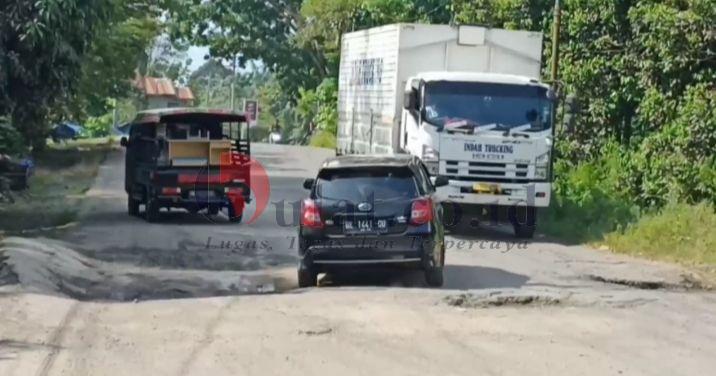 Jalur Mudik Jalan By Pass Kota Padang Sidempuan Rusak Parah