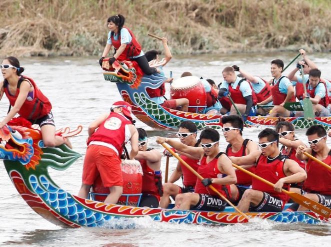 Pendapatan Parkir di Lomba Dayung Perahu Tradisional Bisa Capai Rp50 Juta