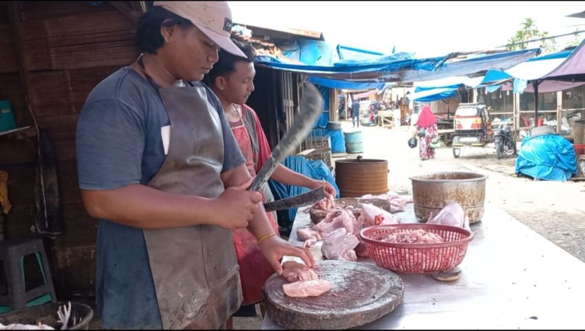 Harga Ayam Potong di Madina Merangkak Naik