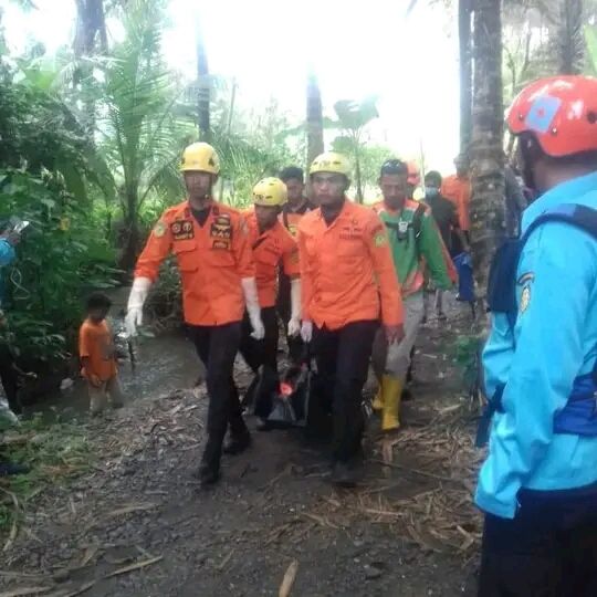 Geger Sesosok Mayat Tersangkut di Sungai Kacangan Purbalingga