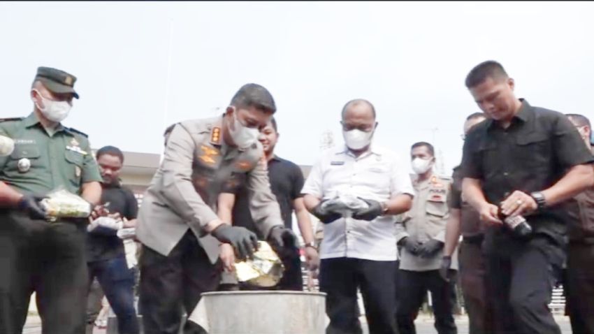 Polrestabes Medan Musnahkan 170 Kg Sabu