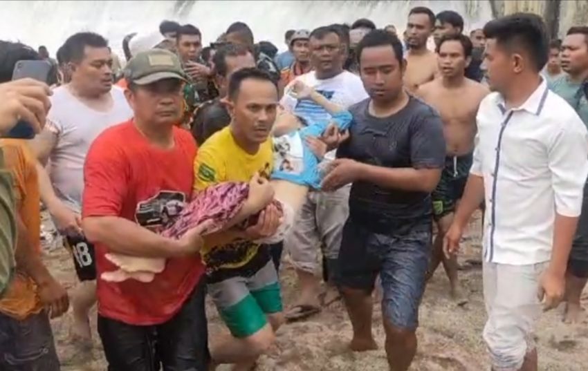 Tiga Anak di Madina Hanyut di Bendungan Aek Godang, Evakuasi Kuras Emosi Masyarakat