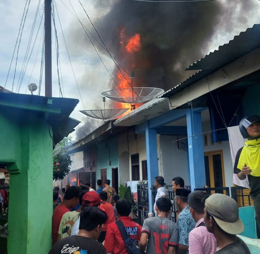 Kebakaran di Sibolga Hanguskan dua Unit Rumah