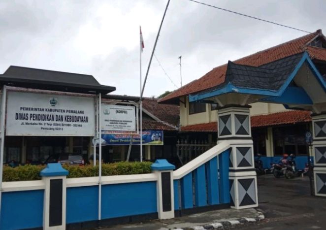 Disdik Pemalang Larang Sekolah Tahan Ijazah