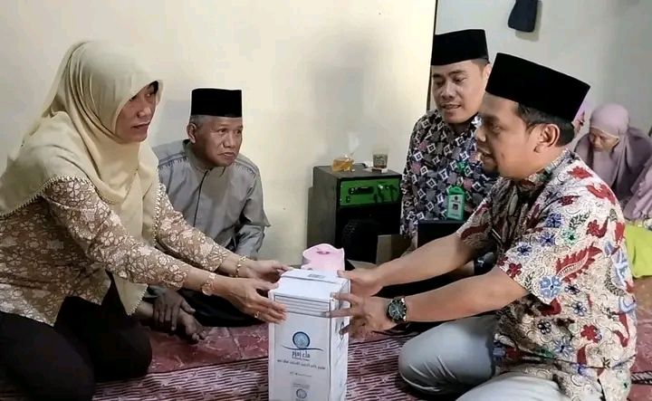 Tiga Jamaah Haji Asal Batang Wafat di Madinah, Kemenag Kunjungi Keluarga