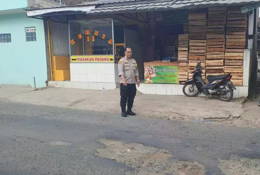 Pedagang Sayur di Sukabumi Tewas Dibacok OTK, Anak Alami Luka Lengan