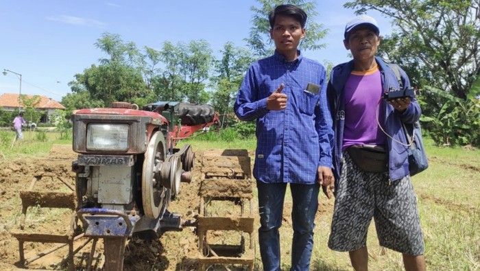 Hebat, Mahasiswa di Madura Ciptakan Hand Tractor