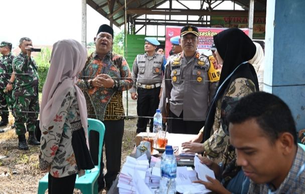 Wali Kota Padangsidimpuan bersama Forkopimda Plus Kunjungi 4 Lokasi Pilkades Serentak 