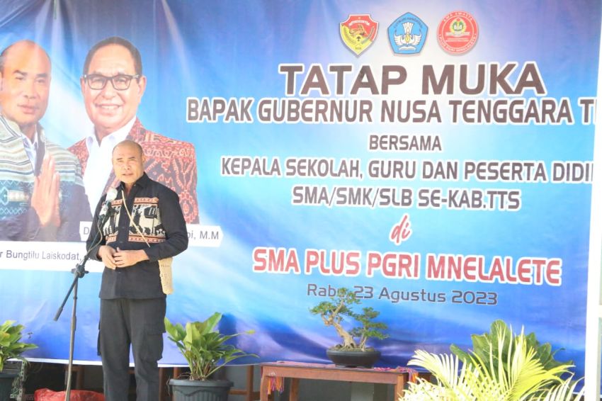 Kunjungi SMA Plus PGRI Mnelalete, Gubernur NTT : Restorasi Pendidikan Bagaimana Kita Bangkit Dalam Cara Berpikir