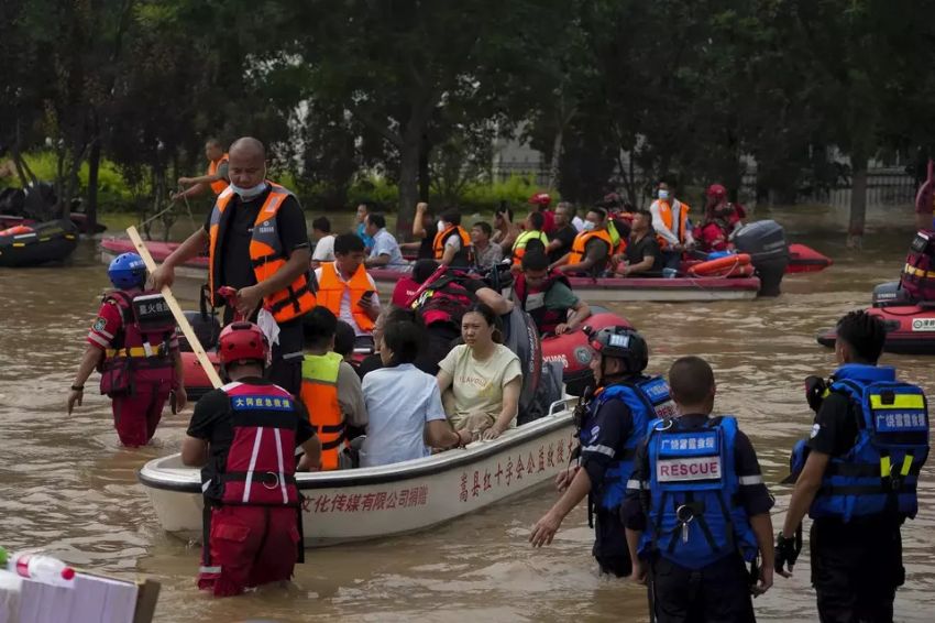 Dilanda Hujan Terparah, Sejumlah Wilayah Tiongkok Terendam Banjir