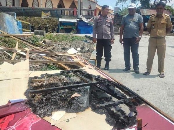 Polisi Bakar Baliho Ganjar Usai Pesta Miras, PDIP Minta Motif Diusut Tuntas