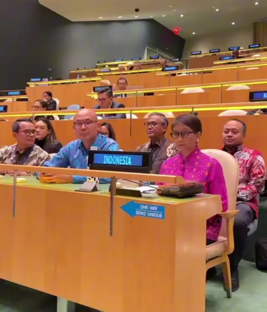Menlu Retno Marsudi Kenakan Pakaian Motif Manggarai NTT di Sidang Majelis Umum PBB
