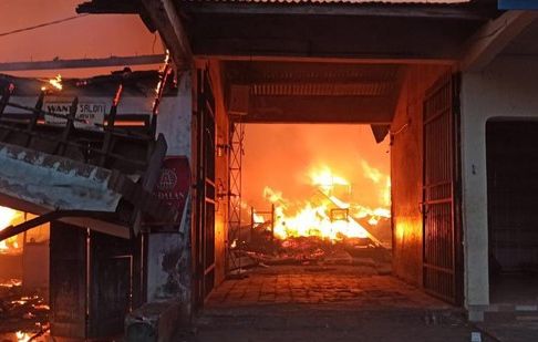 Pasar Slogohimo Wonogiri Terbakar, Penyebab Api Belum Diketahui