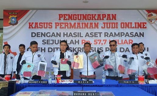 Bandar Judi Online di Pekanbaru Ditangkap, Aset Rp 57,7 M Disita Termasuk Kendaraan Mewah