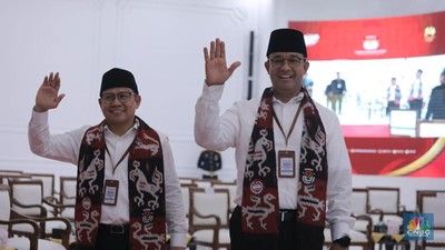 Sempat Tertahan Relawan, Anies Cak Imin Resmi Daftar ke KPU: Mulai Hari Ini Tancap Gas Menyapa Semua