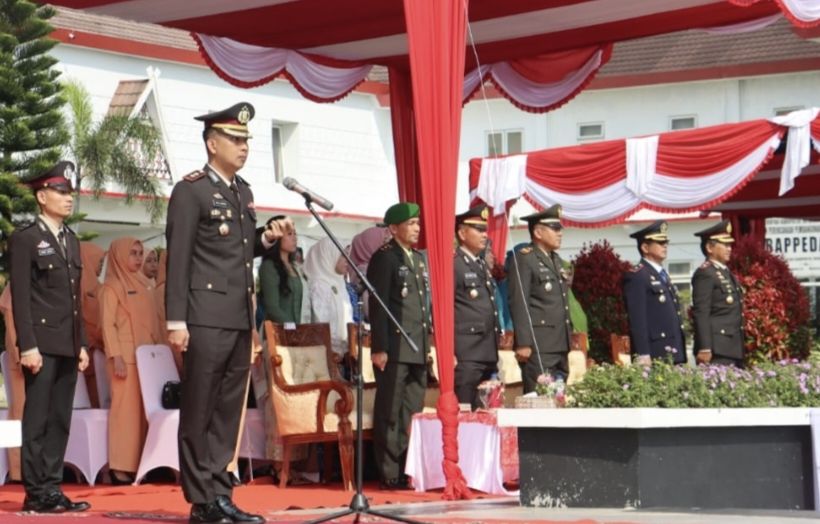 Kapolres Irup Hari Kesaktian Pancasila 2023 di Kantor Bupati Tapsel